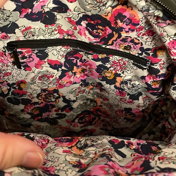 Vera Bradley Ultralight Compact Backpack NWT - Picture 12 of 15
